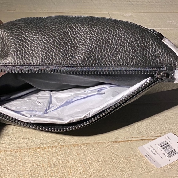 FINAL SALE! COACH MARVEL Belt Bag Patch Spiderman - Picture 6 of 16